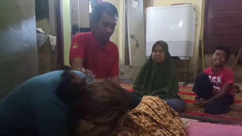 Remaja Mabuk di Makassar Tewas dengan Luka Tusukan Anak Panah, Keluarga Histeris