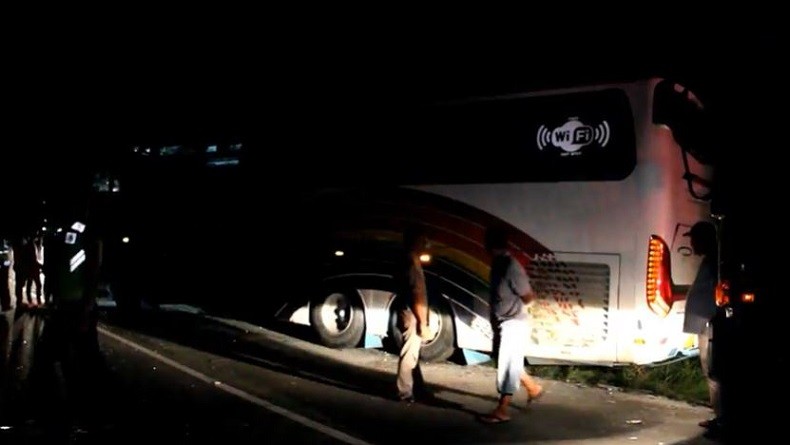 2 Bus Adu Banteng di Aceh Timur, 6 Orang Tewas