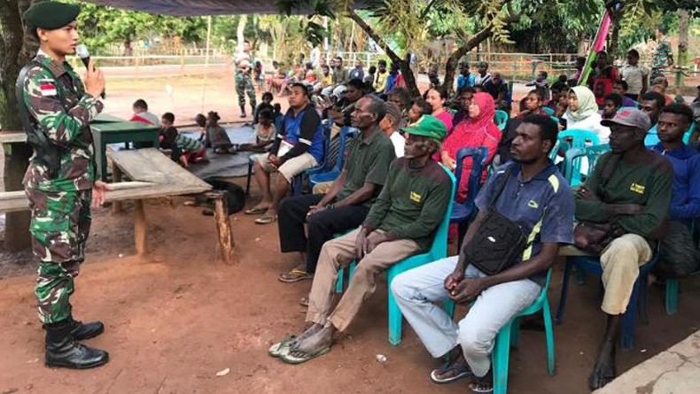 HUT ke-74 TNI, Satgas Yonif 411 Kostrad Syukuran Bersama Warga di Perbatasan RI-PNG