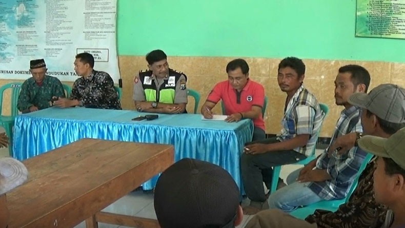 title Dikabarkan Tewas Kecelakaan dan Sudah Dimakamkan, Pria di Tuban Ini Pulang dalam Kondisi Sehat Dikabarkan Tewas Kecelakaan dan Sudah Dimakamkan, Pria di Tuban Ini Pulang dalam Kondisi Sehat