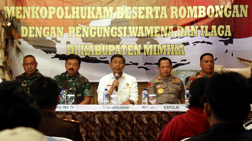 Bertemu Wiranto, Pengungsi Wamena Minta Difasilitasi Pulang ke Kampung Halaman - Bagian 2