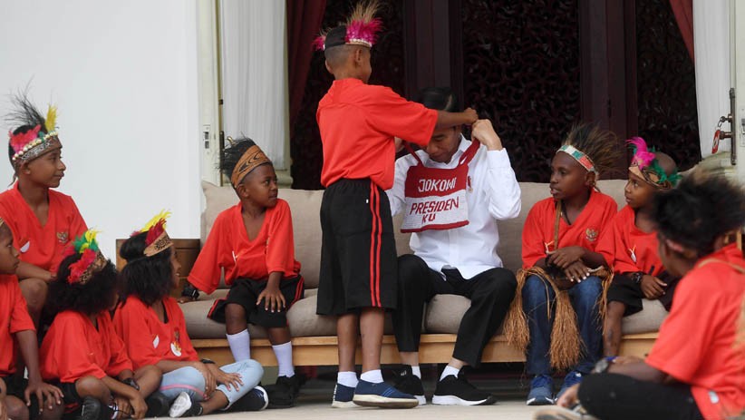 Penuhi Janji, Presiden Jokowi Ajak Anak-Anak Papua ke Istana Merdeka - Bagian 3