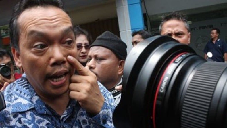 title Ramadhan Pohan Dijebloskan ke Lapas Tanjung Gusta karena Kasus Penipuan Rp15,3 Miliar Ramadhan Pohan Dijebloskan ke Lapas Tanjung Gusta karena Kasus Penipuan Rp15,3 Miliar