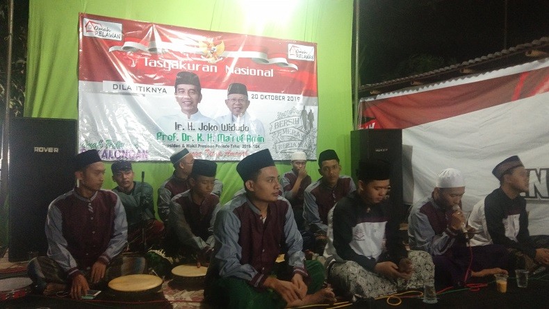 Pascapelantikan Presiden - Wapres, Warga Pekalongan Hadiri Tasyakuran dan Makan Gratis