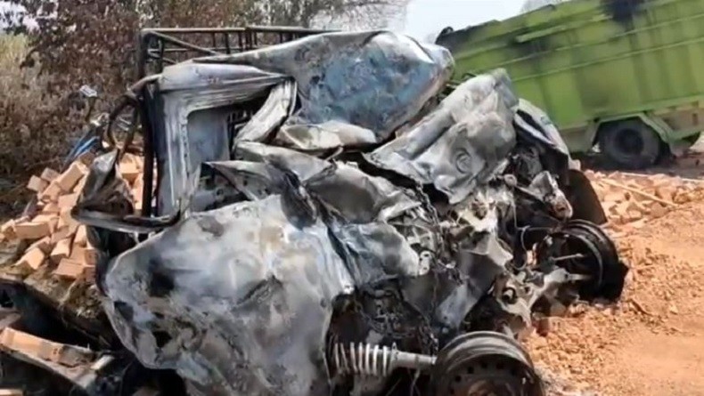 Nama-nama Korban Tewas dan Luka Kecelakaan Maut Pikap Granmax Tabrak Truk di Lampung