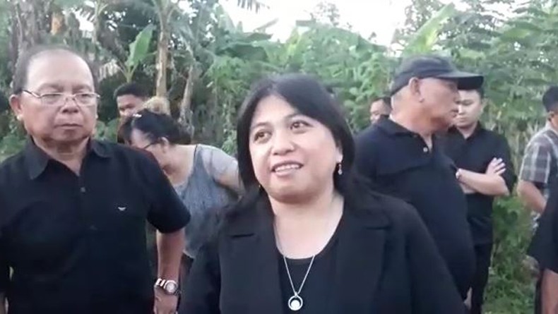 Firasat Istri Guru yang Tewas Ditusuk Siswa SMK di Manado