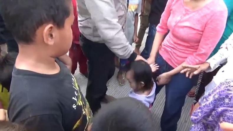 Memilukan, Balita Perempuan di Makassar Terkunci 2 Hari Bersama Mayat Ibunya di Kamar