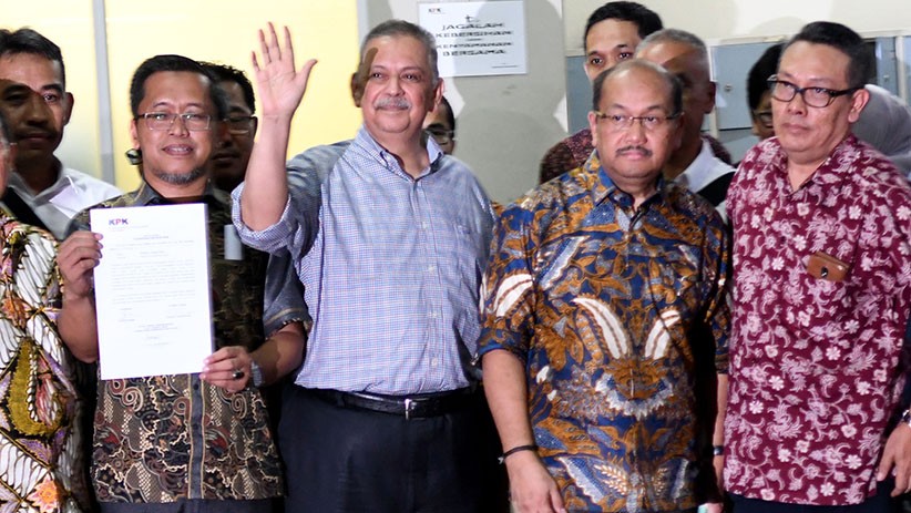 Divonis Bebas, Begini Ekspresi Sofyan Basir saat Keluar dari Rutan KPK - Bagian 1