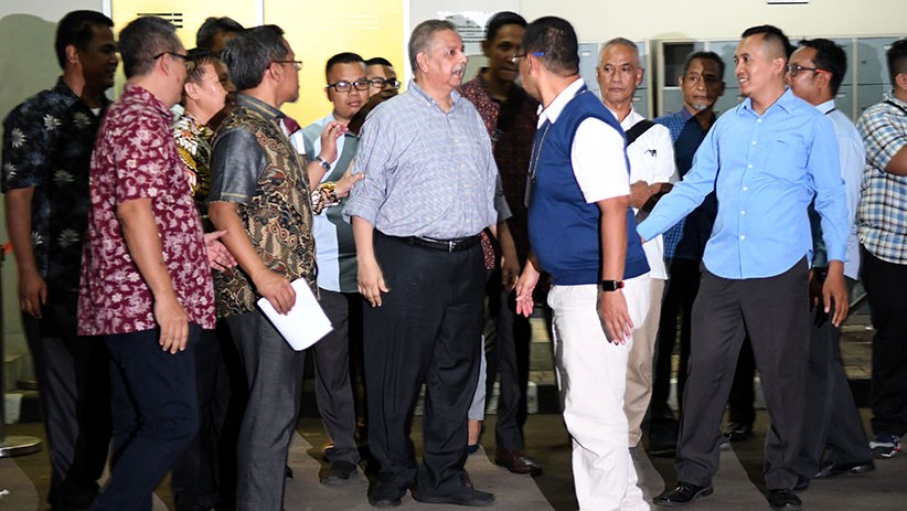 Divonis Bebas, Begini Ekspresi Sofyan Basir saat Keluar dari Rutan KPK - Bagian 4