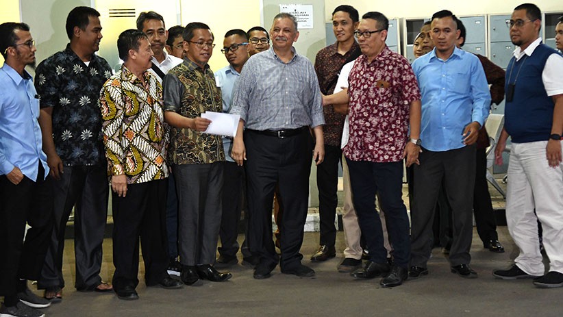 Divonis Bebas, Begini Ekspresi Sofyan Basir saat Keluar dari Rutan KPK - Bagian 3