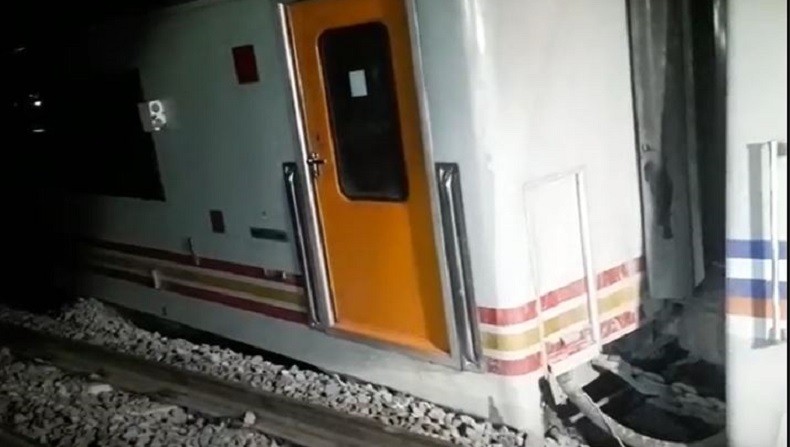 2 Gerbong Kereta Api Anjlok di Magetan, Tidak Ada Korban Jiwa