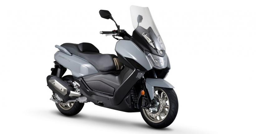 Generasi Terbaru SYM Maxsym 400i Dirilis di EICMA 2019, Ini Ubahannya