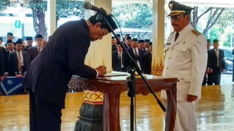 Sutedjo Resmi Dilantik Jadi Bupati Kulonprogo, Ini Pesan Sultan HB X