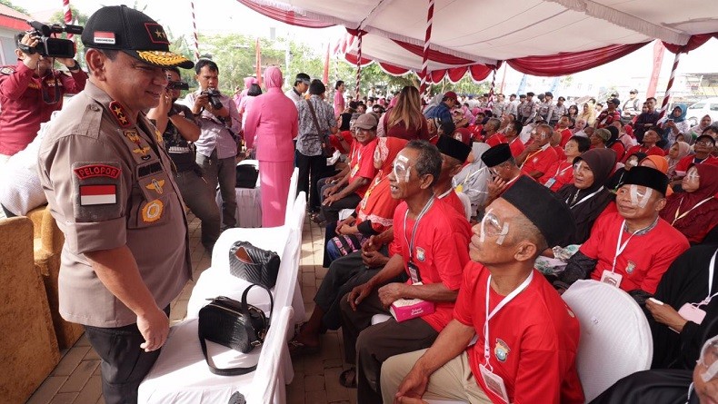 Peringati Hari Pahlawan, 152 Pasien Katarak Ikut Operasi di Polda Kepri