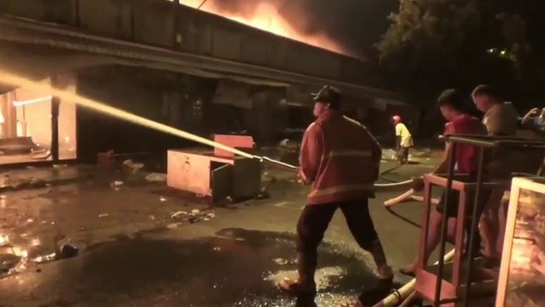 Minimarket di Koto Gadang Agam Terbakar, 4 Motor 1 Mobil Ikut Ludes Dilahap Api