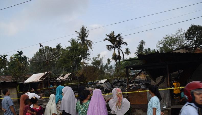 7 Rumah Ludes Dilahap si Jago Merah di Panyabungan Madina