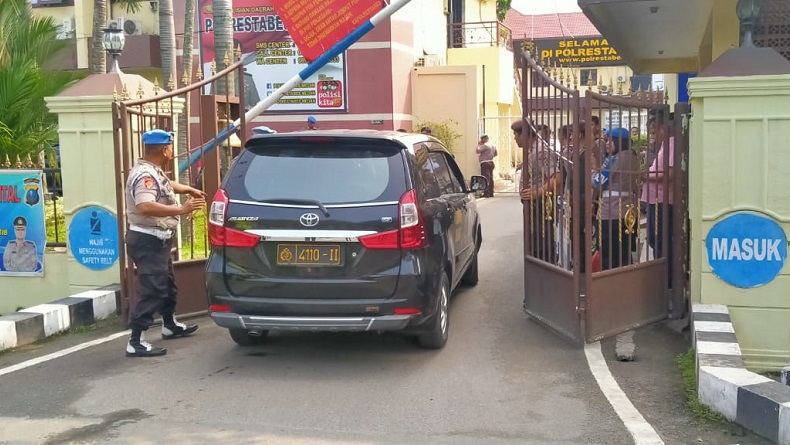 Bom Bunuh Diri di Polrestabes Medan, Jalan HM Said Ditutup Polisi Alihkan Arus Lalu Lintas