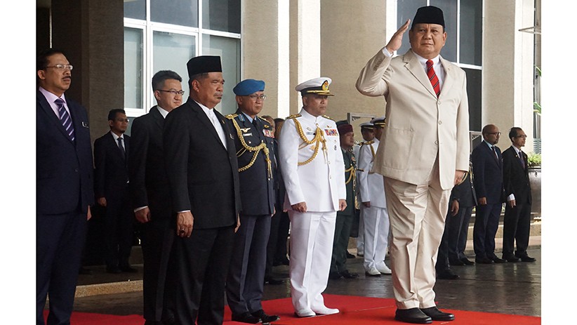 Gaya Menhan Prabowo Subianto saat Kunjungan Kerja ke Malaysia - Bagian 3