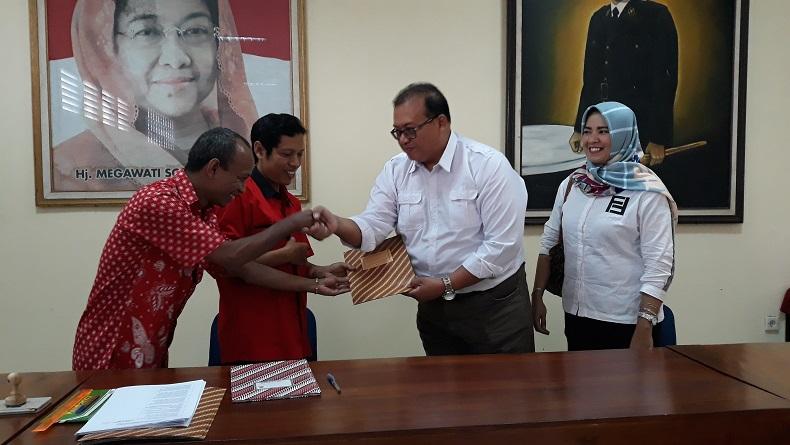 Mantan Ketua DPRD Yoeke I Agung Laksana Mendaftar Jadi Wabup Kulonprogo