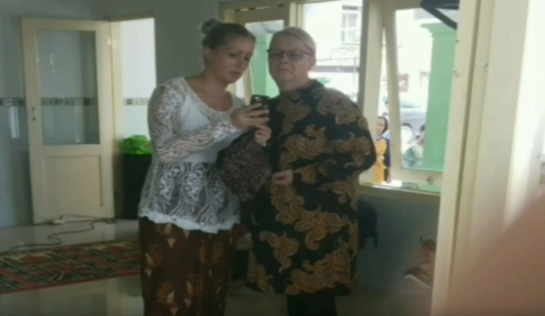 Mengenal Sosok Laura, Bule Cantik Finlandia Nikahi Pria Bojonegoro