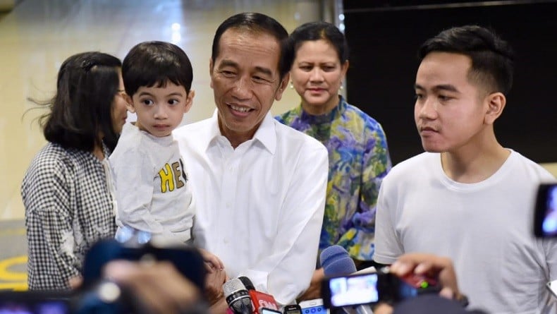 Jan Ethes Minta Hadiah Ulang Tahun PS5 kepada Ayahnya, Kaesang Kaget  