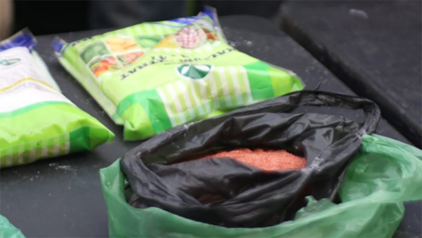 Densus 88 Jinakkan 2 Bom Milik Terduga Pelaku Teror Mapolrestabes Medan - Bagian 4