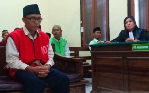 Pembina Pramuka di Surabaya Cabuli 15 Siswa Dihukum Kebiri dan Vonis 12 Tahun Penjara