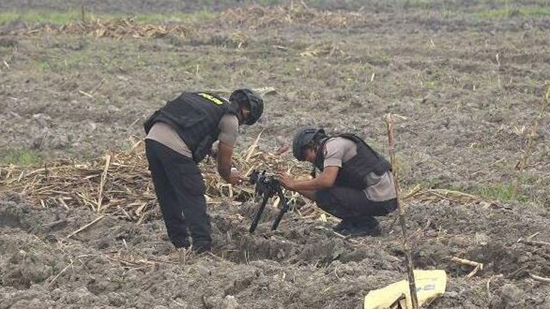 Jibom Polda Sumut Musnahkan Barang Bukti Bom Medan, Kali Ini dengan Cara Distrakter