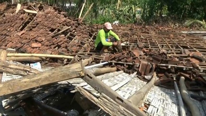Puting Beliung Terjang 4 Desa di Bojonegoro, 4 Rumah Roboh dan Puluhan Rusak