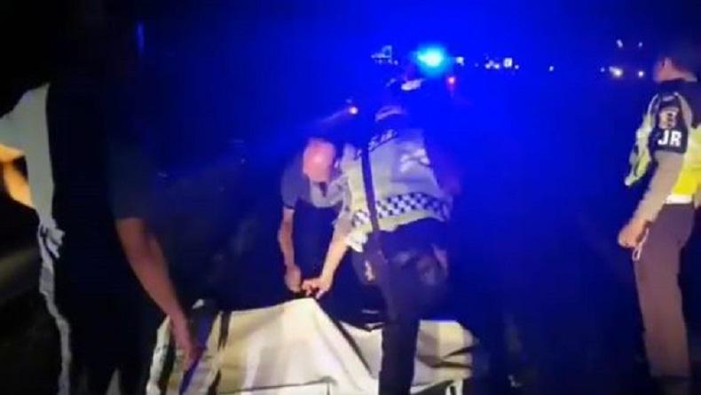 2 Warga Penyeberang Jalan Tertabrak Avanza di Tol Purbaleunyi, 1 Tewas dan 1 Luka