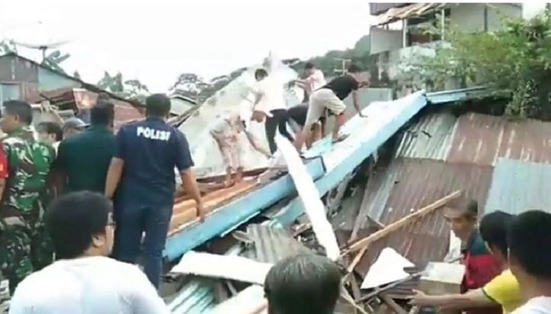 Bangunan yang Roboh di Sambas Tak Berizin sebagai Rumah Walet, Polisi: Ada Izin Ruko