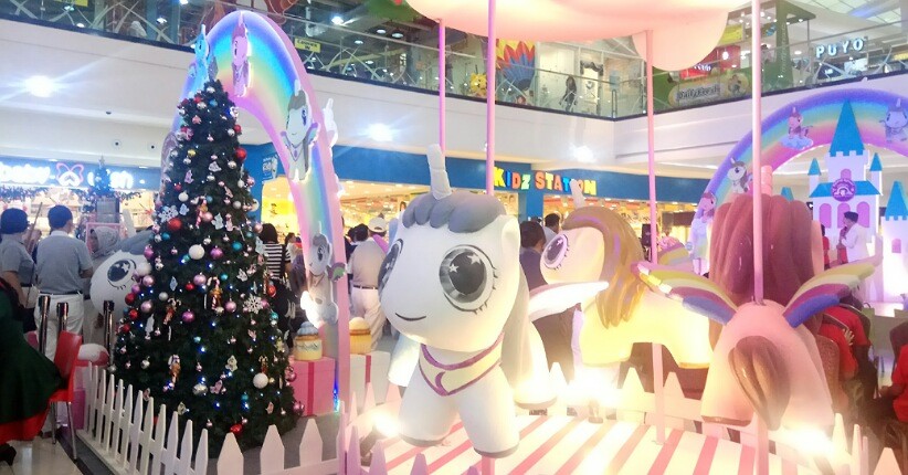 Keseruan Natal Tahun Baru Di Supermal Karawaci Unik Ada Unicorn