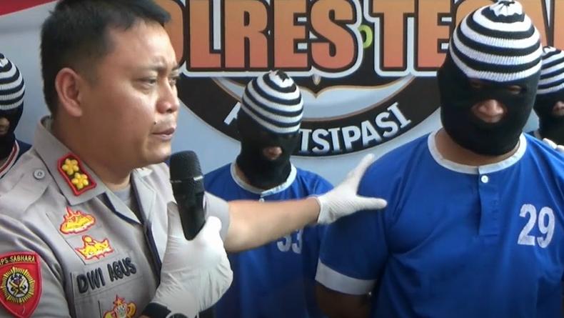 title Gelapkan Puluhan Mobil Rental, Anak Ketua Partai di Tegal Ditangkap Gelapkan Puluhan Mobil Rental, Anak Ketua Partai di Tegal Ditangkap
