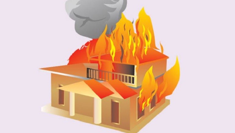 Rumah 2 Lantai Dilahap Si Jago Merah di Medan, Diduga akibat Arus Pendek Listrik