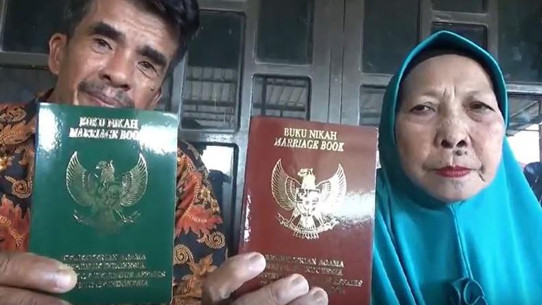 Viral Pernikahan Nenek di Kendari, Lepas Masa Lajang di Usia 62 Tahun