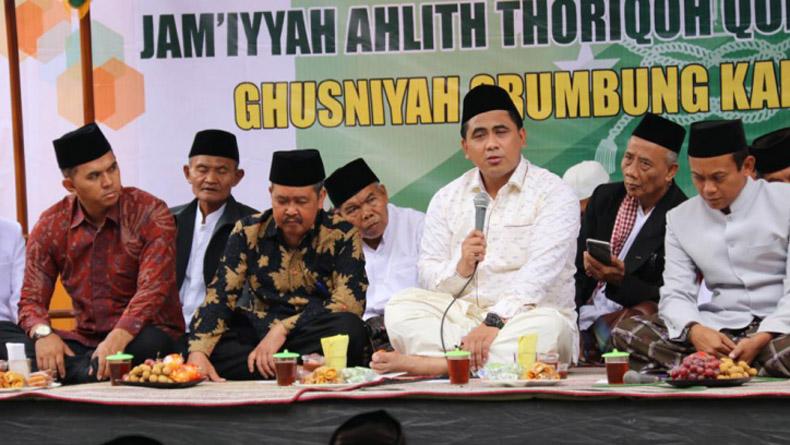 Gus Yasin Ajak Umat Islam Jangan Fanatik pada Mazhab Tertentu