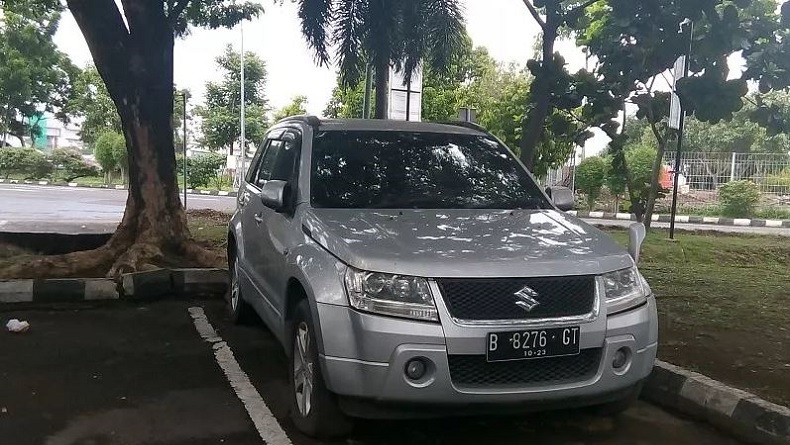 Parkir selama 5 Bulan di Bandara Adi Soemarmo, Mobil Ini Dikenakan Biaya Rp10 Juta