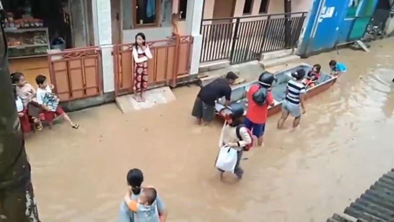 Banjir Terjang 5 Kecamatan di Kabupaten Bandung, Terparah di Kecamatan Dayeuhkolot