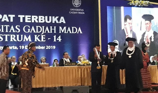 Dikenal Juru Damai Konflik, Jusuf Kalla Terima Penghargaan HB IX Awards dari UGM
