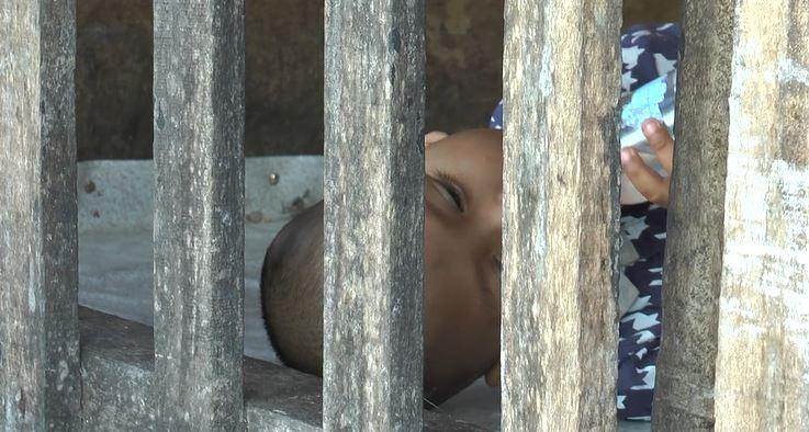 Ibu Kandung Stroke, Bocah 7 Tahun di Aceh Dikerangkeng