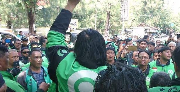 Pengemudi Ojek Online Kembali Demo Dishub Solo, Tuntut Ketegasan Tarif Maxim