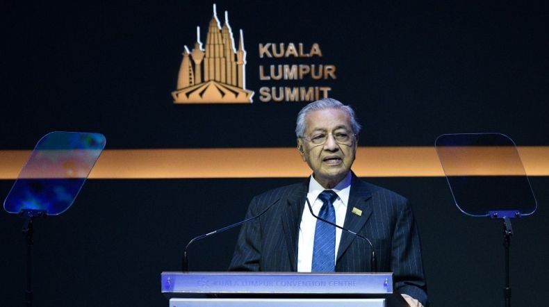 Perdana Menteri Malaysia Mahathir Mohamad Mengundurkan Diri