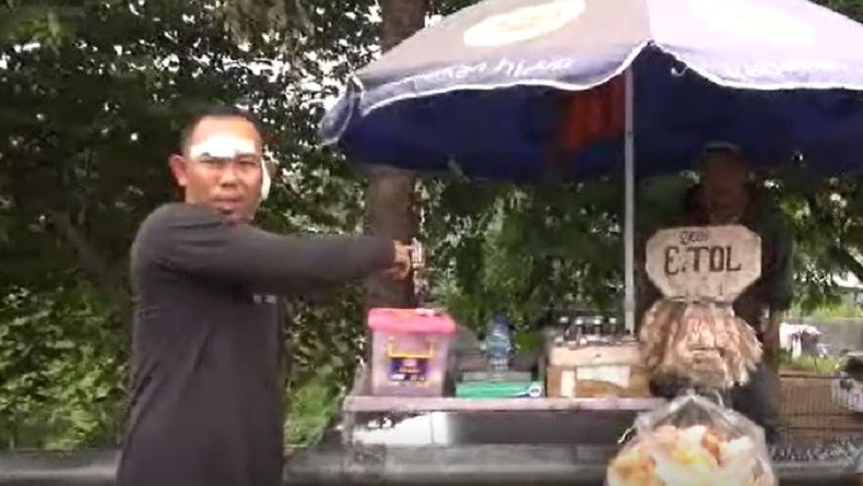 Pedagang Kopi Depan Pintu Tol Padalarang Ditembak Orang Tak Dikenal dengan Airsoft Gun