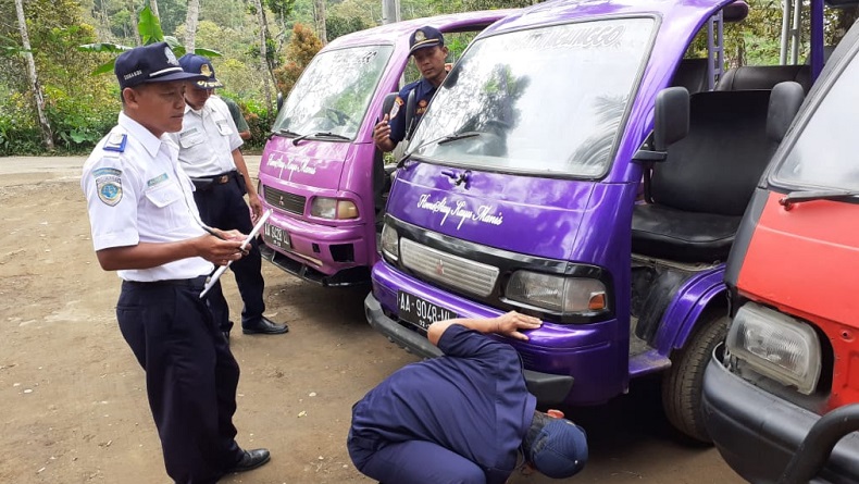 Dinas Perhubungan Periksa Kendaraan Wisata di Kulonprogo