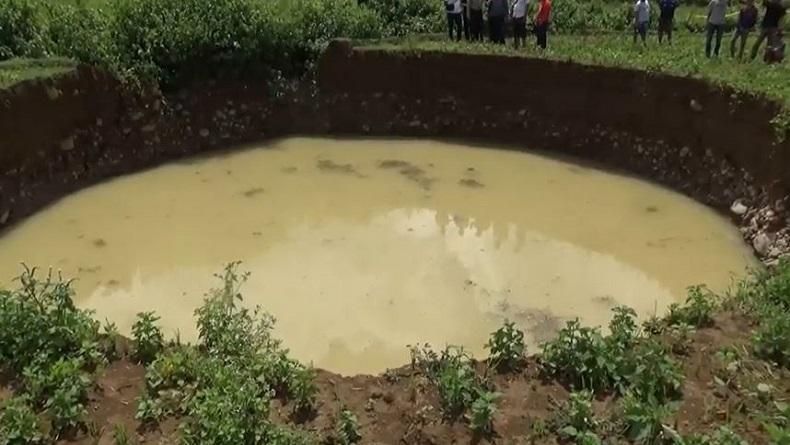 Fenomena Lubang Raksasa di Maros, Ahli: Itu Sinkhole karena Pelarutan Bebatuan Tanah