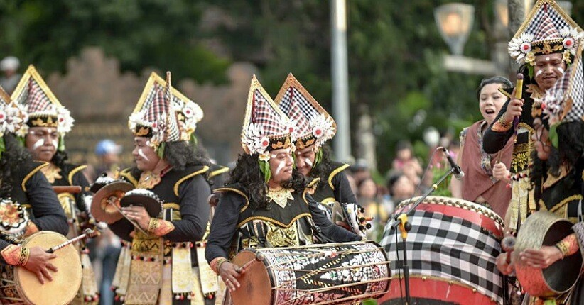 Perkembangan Objek Wisata Budaya Sebagai Objek Pariwisata Unggulan.pdf