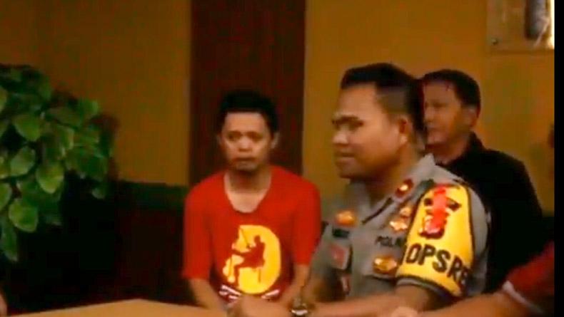 Pria Injak Alquran di Garut Ditangkap Polisi, Pelaku Minta Maaf