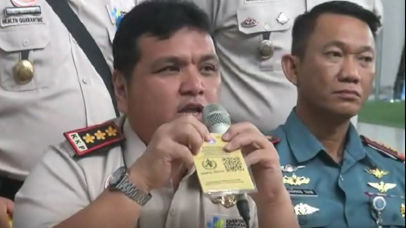 KKP 1 Surabaya Amankan 426 Sertifikat Vaksinasi Palsu dari Calon Jamaah Umrah