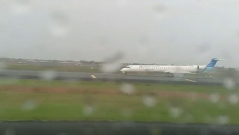 Penerbangan dari Adi Soemarmo Solo Terdampak Banjir Jakarta, Penumpang Lakukan Refund