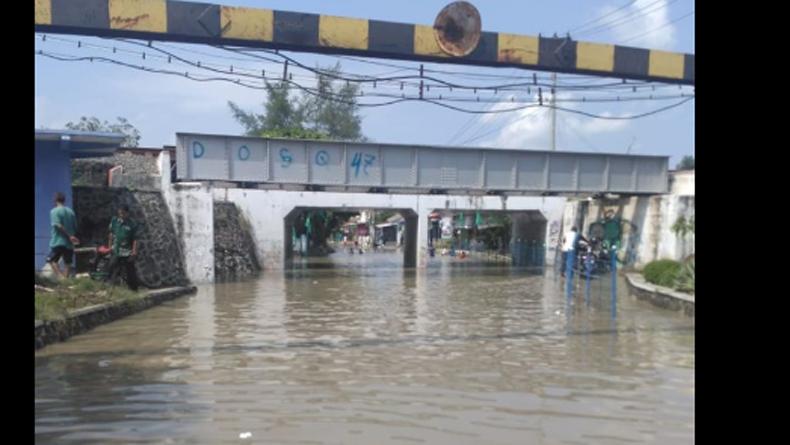 Underpass Kalinyamat Banjir 1,5 Meter, Jalur Alternatif Tegal-Purwokerto Lumpuh
